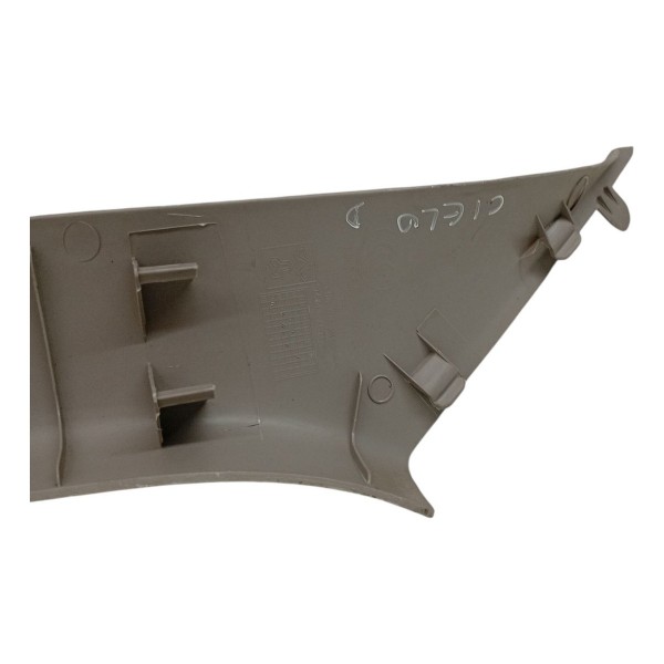 Moldura Coluna Parabrisa Direito Chery Cielo Sedan 2012 Moldura Coluna Parabrisa Direito Chery Cielo Sedan 2012