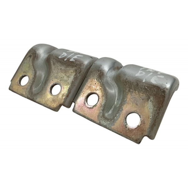 Dobradiça Porta Dianteira Esquerda Chery Cielo Sedan 2012 Dobradiça Porta Dianteira Esquerda Chery Cielo Sedan 2012