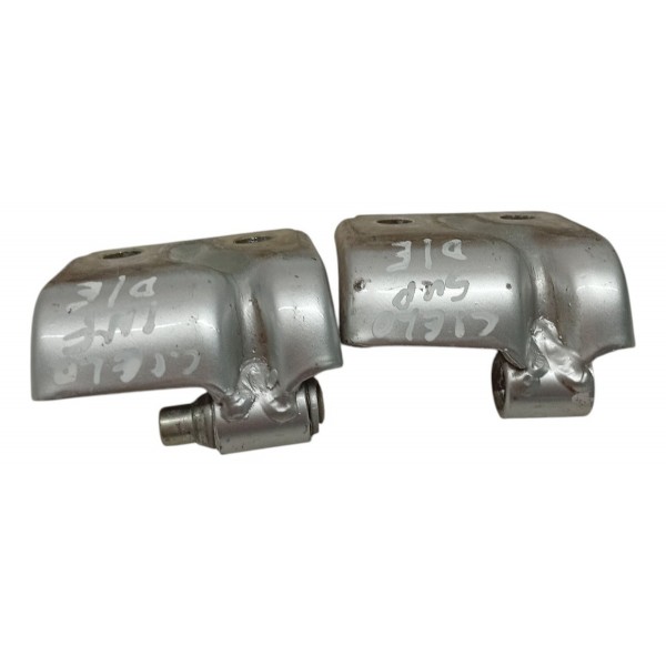 Dobradiça Porta Dianteira Esquerda Chery Cielo Sedan 2012 Dobradiça Porta Dianteira Esquerda Chery Cielo Sedan 2012