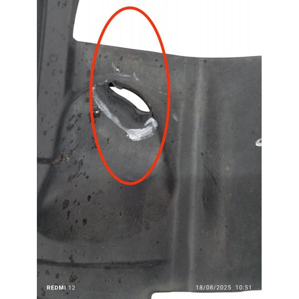 Parabarro Dianteiro Esquerdo Renault Clio 1.0 2008 Detalhe Parabarro Dianteiro Esquerdo Renault Clio 1.0 2008 Detalhe