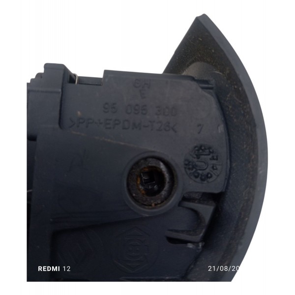 Difusor Saida Ar Central Esquerdo Painel Renault Clio 2001 Difusor Saida Ar Central Esquerdo Painel Renault Clio 2001