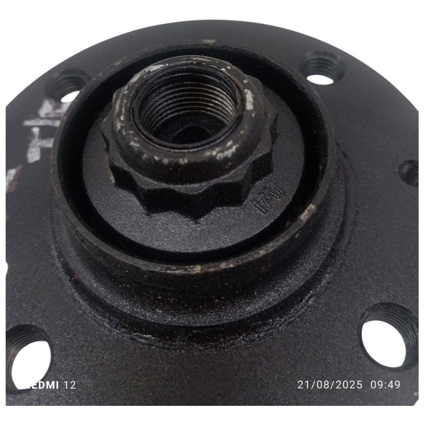 Cubo Roda Traseiro Esquerdo Volkswagen Gol 1.0 2004 Cubo Roda Traseiro Esquerdo Volkswagen Gol 1.0 2004