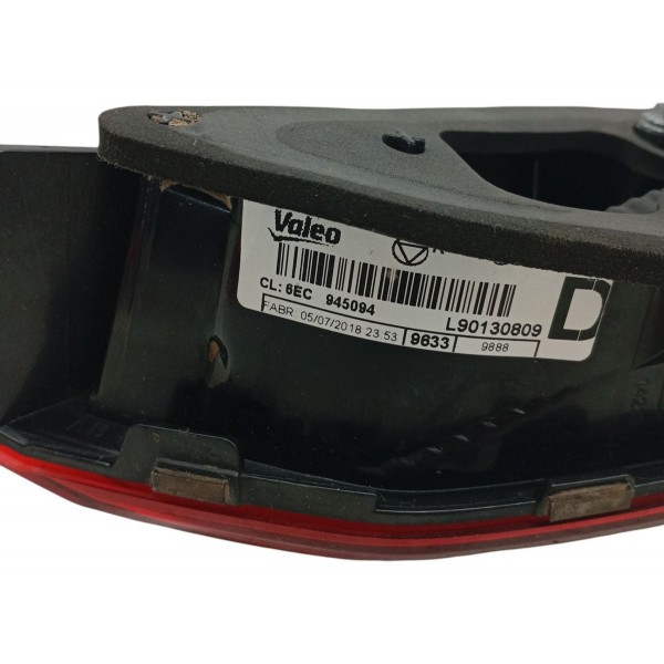 Lanterna Tampa Traseira Direita Volkswagen Virtus 2019