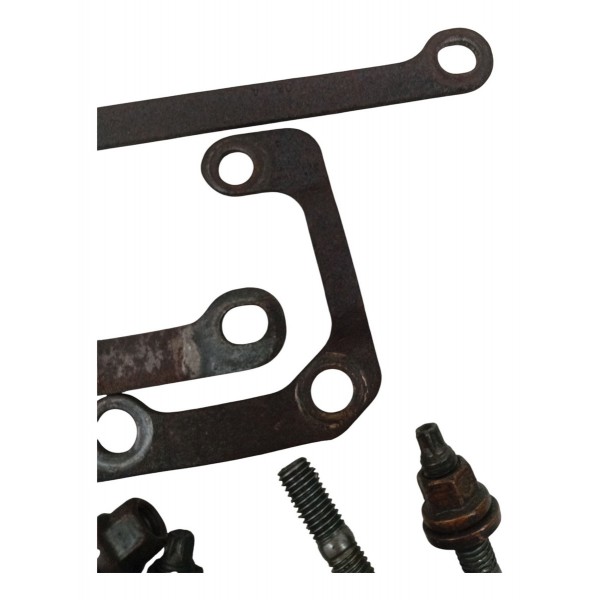 Kit Parafuso Fixação Coletor Descarga  Citroen C4 Lounge 1.6 Kit Parafuso Fixação Coletor Descarga  Citroen C4 Lounge 1.6
