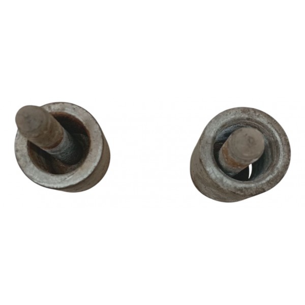 Parafuso Fixação Travessa Radiador Citroen C4 Lounge 2015 Parafuso Fixação Travessa Radiador Citroen C4 Lounge 2015