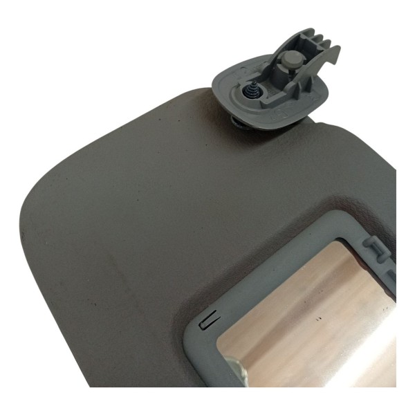 Quebra Sol Lado Esquerdo Renault Clio 2000