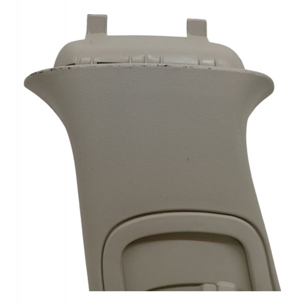 Moldura Coluna Esquerda Cinto Renault Megane 2010 Moldura Coluna Esquerda Cinto Renault Megane 2010