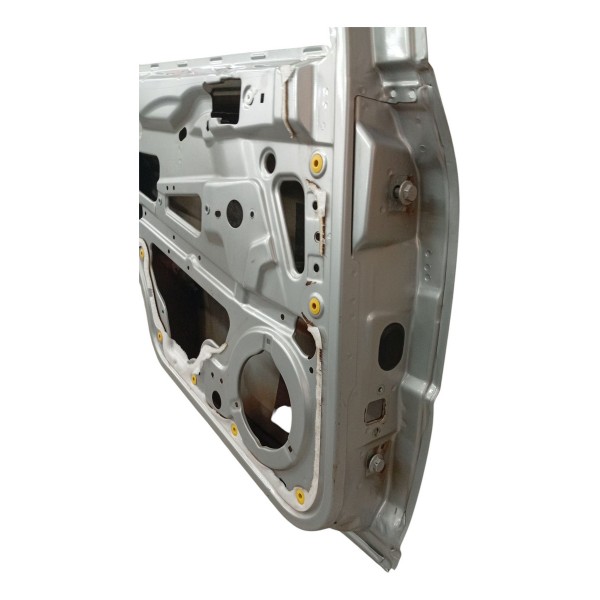 Porta Traseira Esquerda Fiat Uno Way 4p 2011 2012 Detalhe Porta Traseira Esquerda Fiat Uno Way 4p 2011 2012 Detalhe