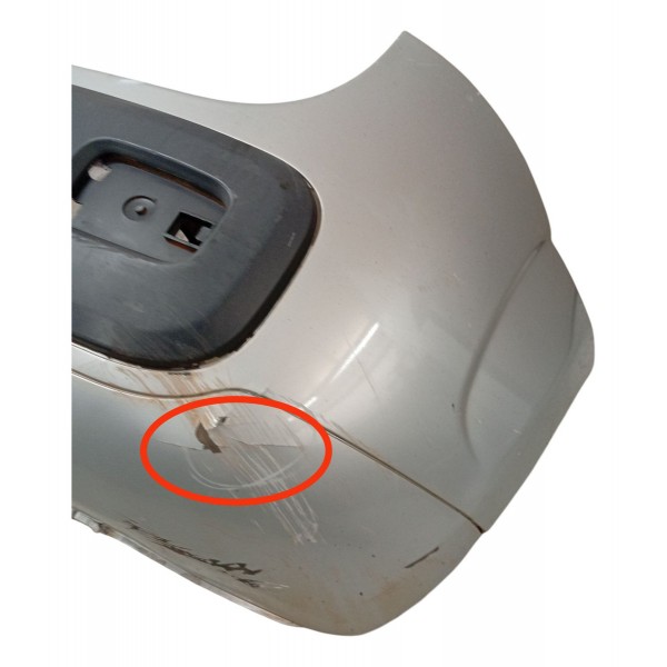 Parachoque Traseiro Fiat Uno Way 1.0 2011 2012 2013 Detalhe Parachoque Traseiro Fiat Uno Way 1.0 2011 2012 2013 Detalhe