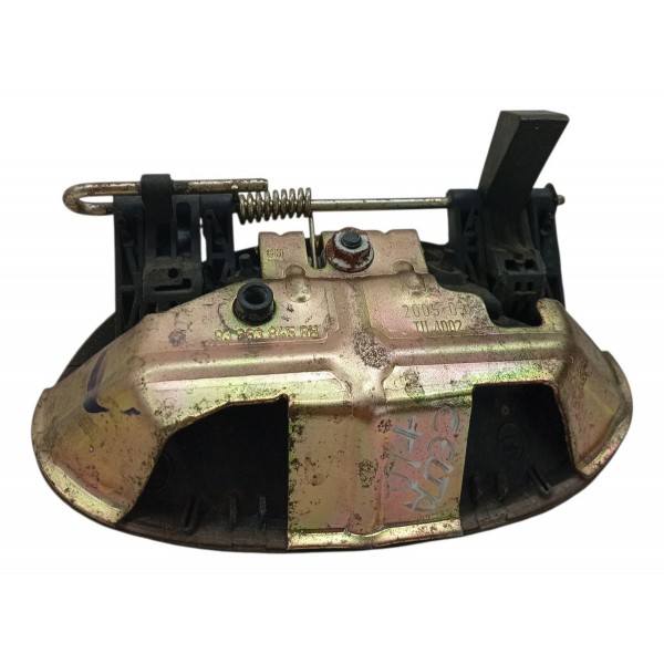 Maçaneta Externa Traseiro Direito Chevrolet Celta 2006 Maçaneta Externa Traseiro Direito Chevrolet Celta 2006