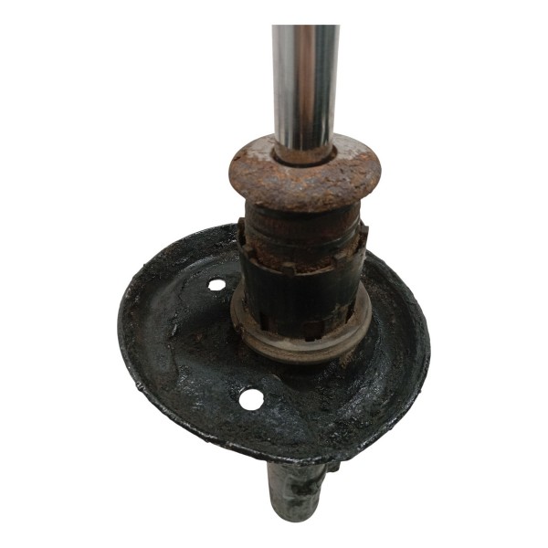 Amortecedor Dianteiro Volkswagen Golf 2000 2001 2003 Detalhe Amortecedor Dianteiro Volkswagen Golf 2000 2001 2003 Detalhe