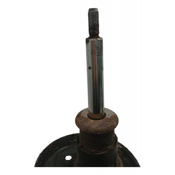 Amortecedor Dianteiro Volkswagen Golf 2000 2001 2003 Detalhe Amortecedor Dianteiro Volkswagen Golf 2000 2001 2003 Detalhe