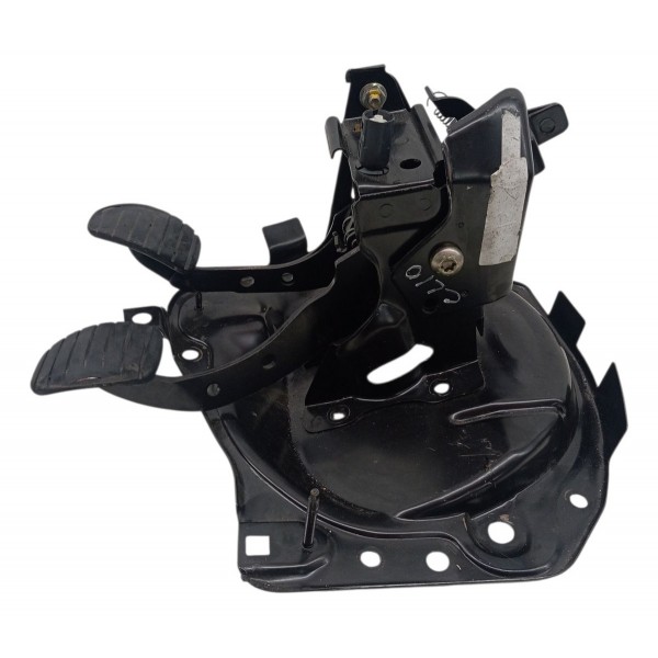 Pedaleira Pedal Freio Embreagem Renault Clio 1.0 2001 2002 Pedaleira Pedal Freio Embreagem Renault Clio 1.0 2001 2002