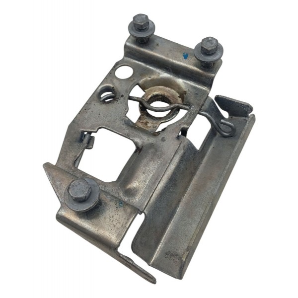 Fechadura Inferior Capô Fiat Uno 1.0 2011 2012 2013 2014 Fechadura Inferior Capô Fiat Uno 1.0 2011 2012 2013 2014