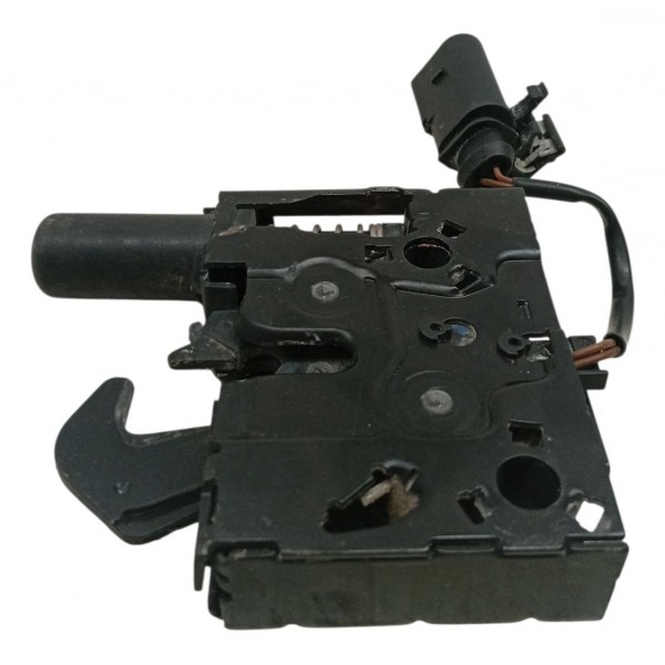 Fechadura Direita Capo Volkswagen Virtus Polo 1.6 2019 2020 Fechadura Direita Capo Volkswagen Virtus Polo 1.6 2019 2020