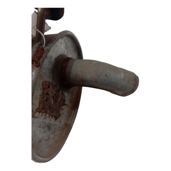 Escapamento Silencioso Volkswagen Gol 1.0 2000 G3 G4 Detalhe Escapamento Silencioso Volkswagen Gol 1.0 2000 G3 G4 Detalhe