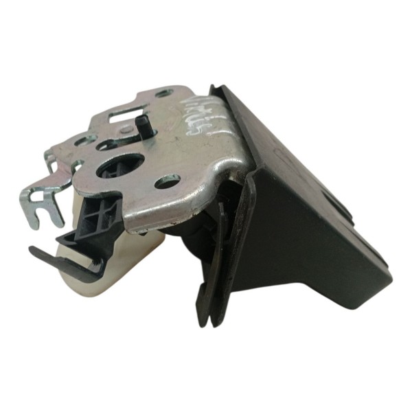 Fechadura Porta Malas Volkswagen Virtus 2018 2019 2020 Fechadura Porta Malas Volkswagen Virtus 2018 2019 2020