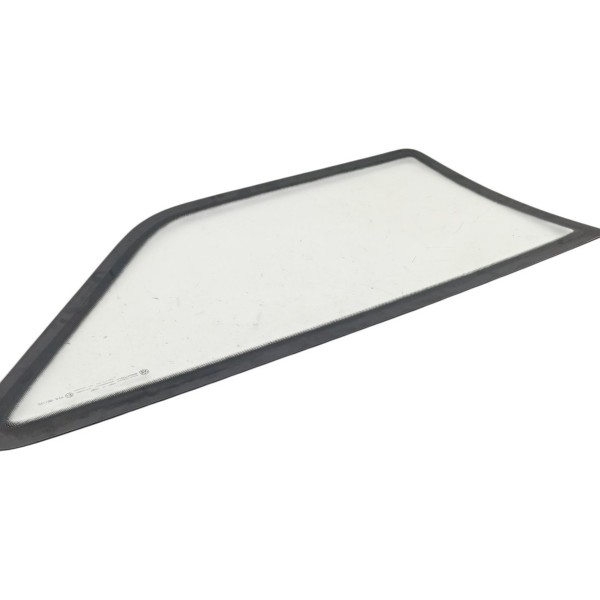 Vidro Fixo Traseiro Esquerdo Volkswagen Gol 1.8 Cl 1996 1997 Vidro Fixo Traseiro Esquerdo Volkswagen Gol 1.8 Cl 1996 1997