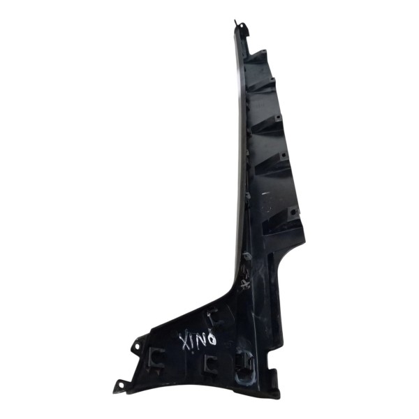 Spoiler Lateral Esquerda Chevrolet Onix 2018 2019 Detalhe