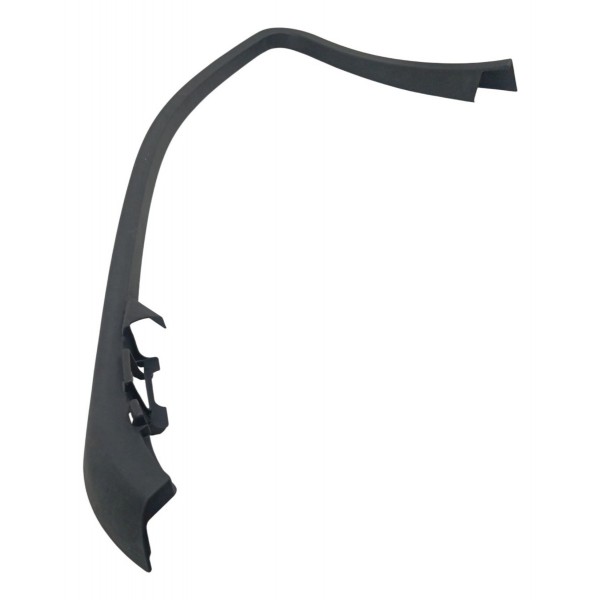 Acabamento Guarnição  Dianteira Direita Mercedes C180 2011