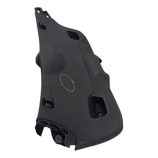 Moldura Tampa Porta Malas Peugeot 208 2014 2015 Detalhe Moldura Tampa Porta Malas Peugeot 208 2014 2015 Detalhe