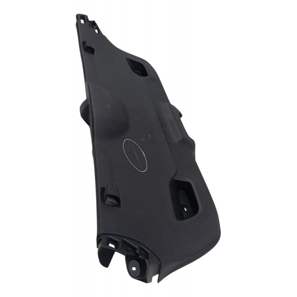 Moldura Tampa Porta Malas Peugeot 208 2014 2015 Detalhe Moldura Tampa Porta Malas Peugeot 208 2014 2015 Detalhe
