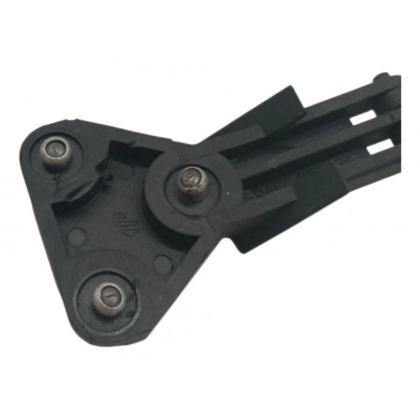 Trinco Janela Basculante Direito Peugeot 206 Trinco Janela Basculante Direito Peugeot 206