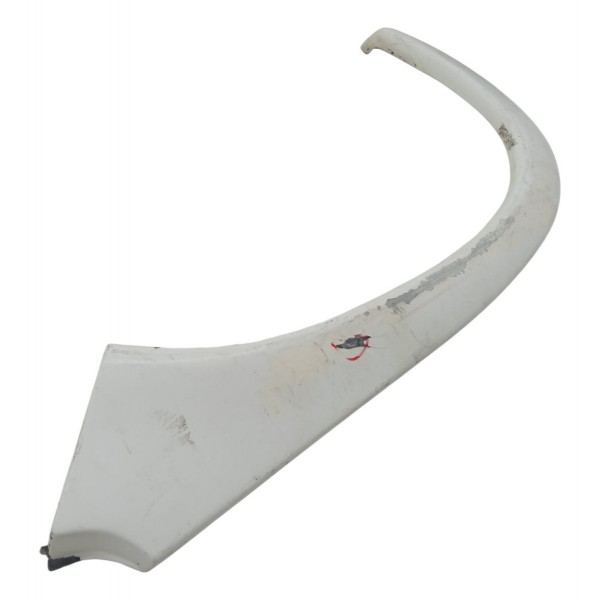 Moldura Paralama Traseiro Esquerdo Gm Corsa 1996 Detalhe