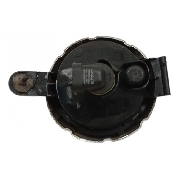 Farol Milha Direito Kia Sorento 3.5 V6 4x4 2012 2013 Detalhe Farol Milha Direito Kia Sorento 3.5 V6 4x4 2012 2013 Detalhe