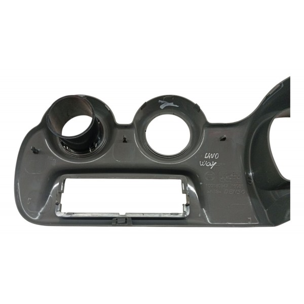 Moldura Painel Velocimetro Uno Way 1.0 2011 2012 Detalhe Moldura Painel Velocimetro Uno Way 1.0 2011 2012 Detalhe