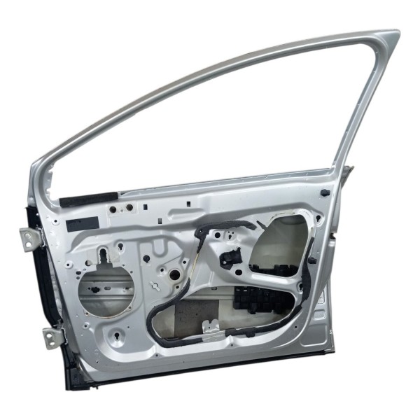 Porta Dianteira Direita Citroen C4 Hatch 4p 2013 Detalhe Porta Dianteira Direita Citroen C4 Hatch 4p 2013 Detalhe