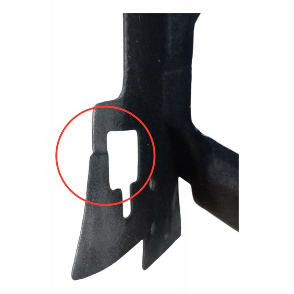 Forro Direito Porta Malas Citroen C4 Lounge 1.6 2015 Detalhe Forro Direito Porta Malas Citroen C4 Lounge 1.6 2015 Detalhe