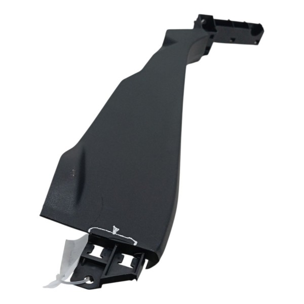 Moldura Traseiro Esquerdo Citröen C4 Lounge 2015 Detalhe Moldura Traseiro Esquerdo Citröen C4 Lounge 2015 Detalhe