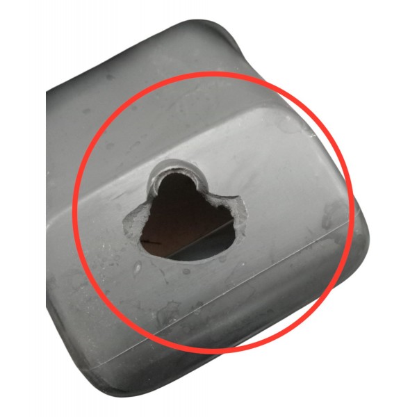 Tampão Bagagito Porta Malas Citroen C4 1.6 2012 2013 Detalhe Tampão Bagagito Porta Malas Citroen C4 1.6 2012 2013 Detalhe