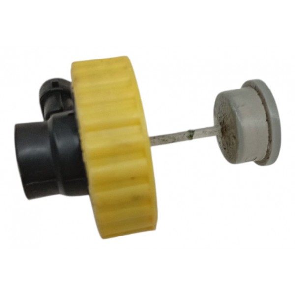 Tampa Reservatório Óleo Freio Chevrolet Celta 1.0 2008 2009 Tampa Reservatório Óleo Freio Chevrolet Celta 1.0 2008 2009