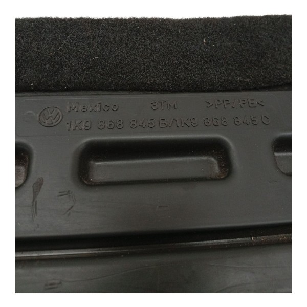 Tampão Porta Malas Estepe Volkswagen Jetta 2011 2012 Tampão Porta Malas Estepe Volkswagen Jetta 2011 2012