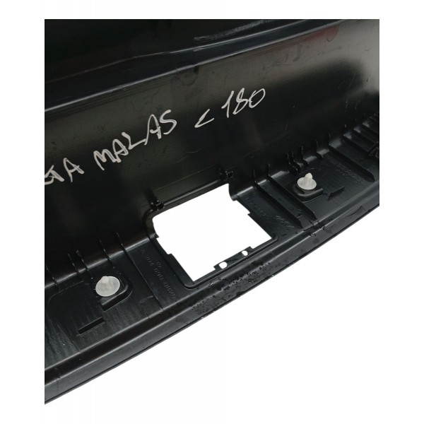 Acabamento Fechadura Porta Malas Mercedes C180 2011 2012 Acabamento Fechadura Porta Malas Mercedes C180 2011 2012