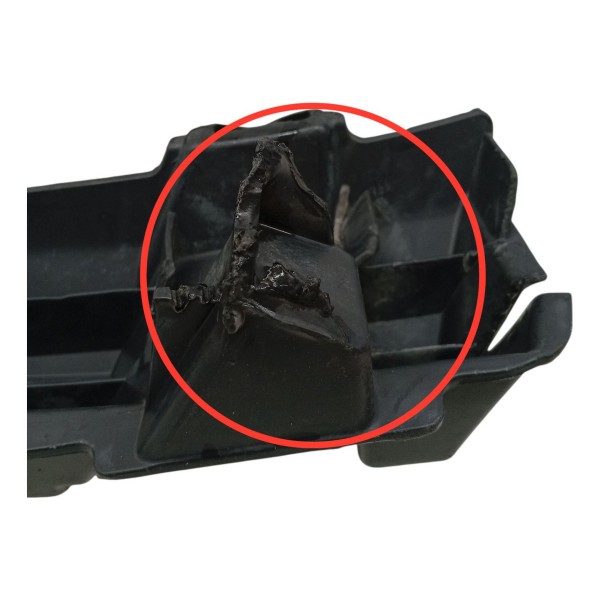 Guia Parachoque Traseiro Volkswagen Polo 2010 Detalhe