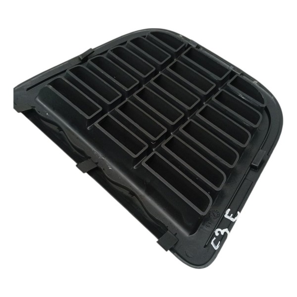 Moldura Esquerda Difusor Ar Porta Malas Citroen C3 2017 2018 Moldura Esquerda Difusor Ar Porta Malas Citroen C3 2017 2018