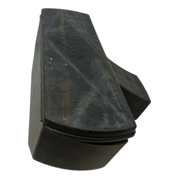 Suporte Macaco Estepe Peugeot 206 207 2009 2010 Detalhe Suporte Macaco Estepe Peugeot 206 207 2009 2010 Detalhe