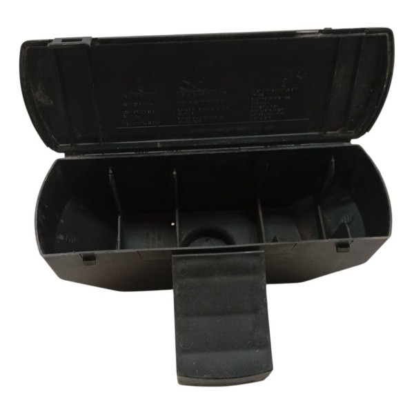 Suporte Macaco Estepe Peugeot 206 207 2009 2010 Detalhe Suporte Macaco Estepe Peugeot 206 207 2009 2010 Detalhe