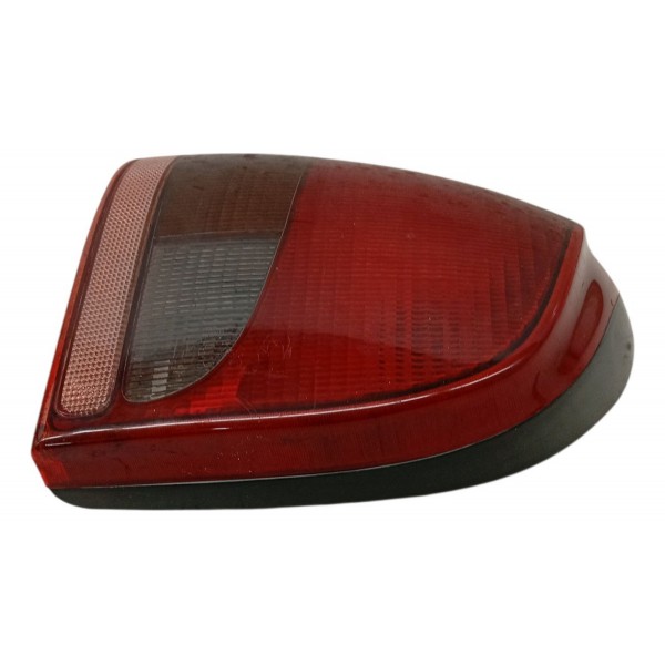 Lanterna Traseira Esquerdo Volkswagen Gol 1.8 1997 1998 1999 Lanterna Traseira Esquerdo Volkswagen Gol 1.8 1997 1998 1999