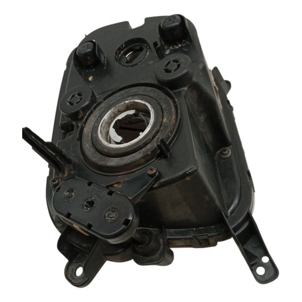 Farol Milha Esquerdo Kia Sorento 2.4 2014 2015 2016 Detalhe Farol Milha Esquerdo Kia Sorento 2.4 2014 2015 2016 Detalhe