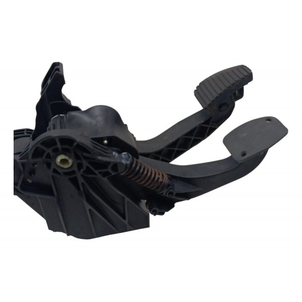 Pedaleira Freio Embreagem Peugeot 208 Allure 2014 2015 2016 Pedaleira Freio Embreagem Peugeot 208 Allure 2014 2015 2016