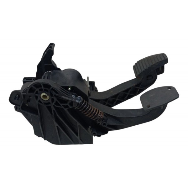 Pedaleira Freio Embreagem Peugeot 208 Allure 2014 2015 2016 Pedaleira Freio Embreagem Peugeot 208 Allure 2014 2015 2016