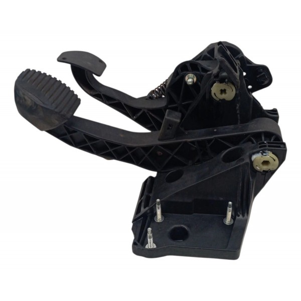 Pedaleira Freio Embreagem Peugeot 208 Allure 2014 2015 2016 Pedaleira Freio Embreagem Peugeot 208 Allure 2014 2015 2016