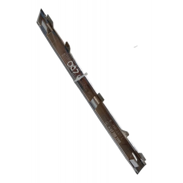 Friso Cromado Grade Dianteira Mercedes B200 B180 2009 10 11 Friso Cromado Grade Dianteira Mercedes B200 B180 2009 10 11