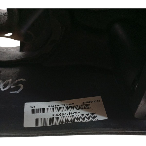 Volante Direção Citroën C5 2003 2004 2005 2006 2007 Detalhe Volante Direção Citroën C5 2003 2004 2005 2006 2007 Detalhe