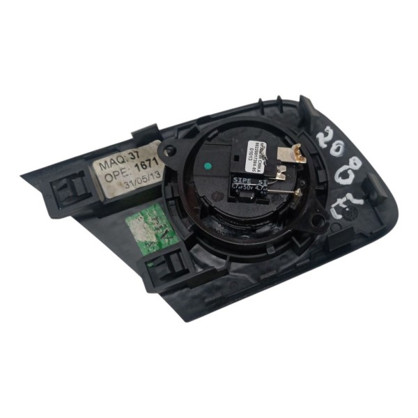 Moldura Twiter Esquerdo Peugeot 208 Allure 2014 2015 2016 Moldura Twiter Esquerdo Peugeot 208 Allure 2014 2015 2016