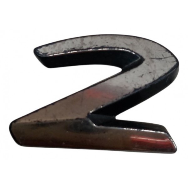 Emblema Cromado Peugeot 208 Allure 2014 Detalhe Emblema Cromado Peugeot 208 Allure 2014 Detalhe